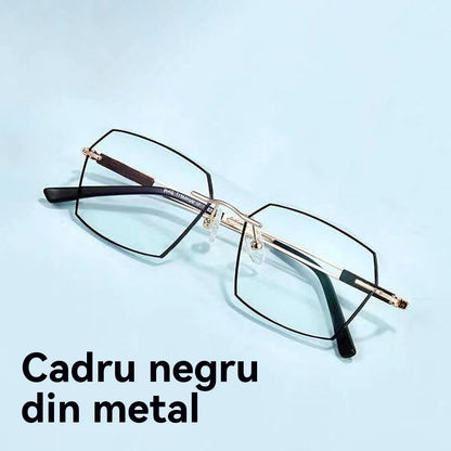 ✨🕶【Vásárolj egyet, kapsz egyet ingyen】Új intelligens fotokromatikus olvasószemüveg férfiaknak és nőknek, kék fényt blokkoló szemüveg
